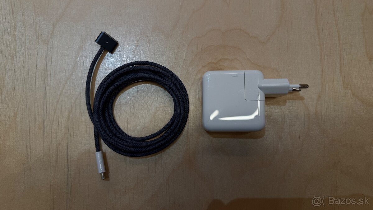 Apple MacBook Air 13" _ M2 _ 256 GB _ 8 GB _ Midnight - 3