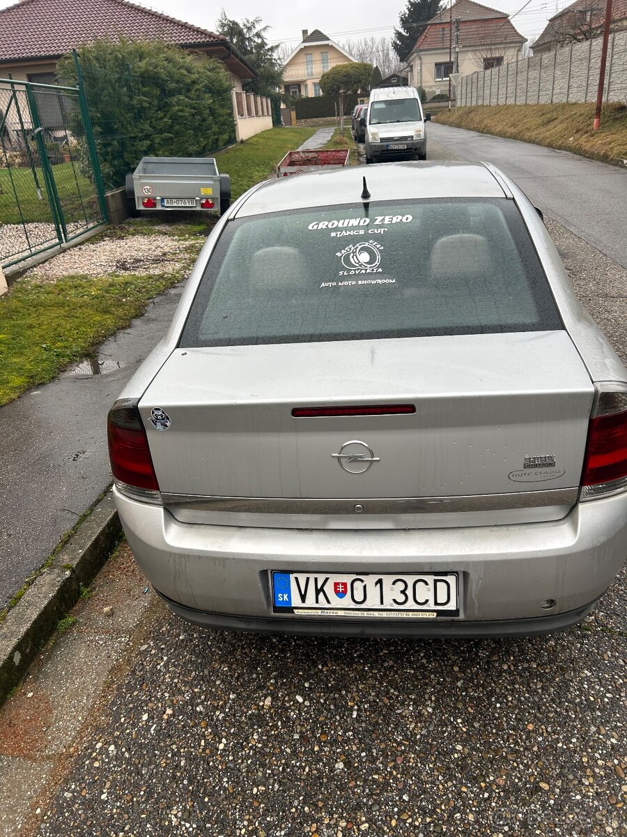 Opel Vectra C 2.2 – na diely / opravu - 3