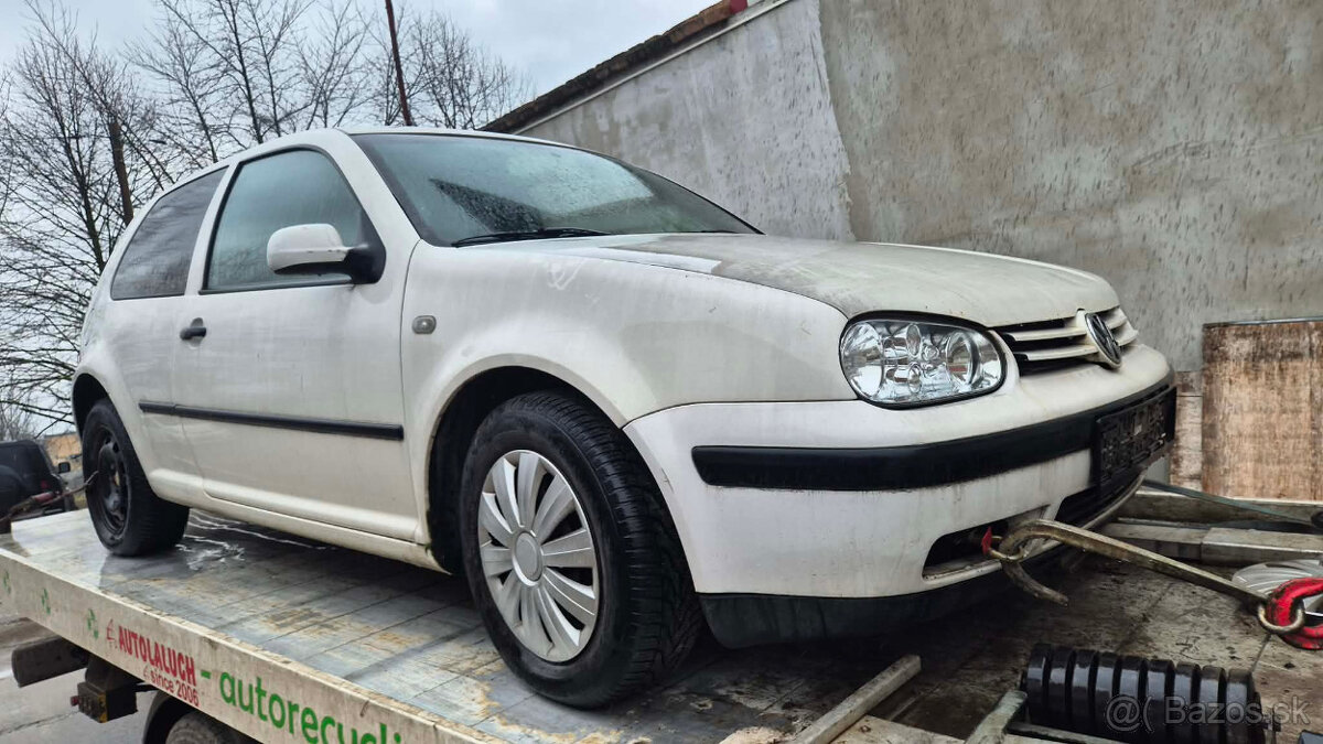 Volkswagen Golf 1,4i 55kw - 3