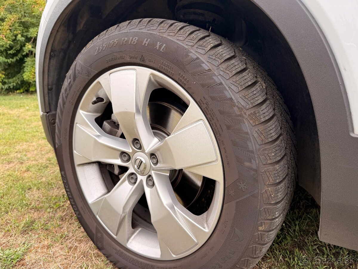 XC40 2.0 Turbo benzin 2WD - 3