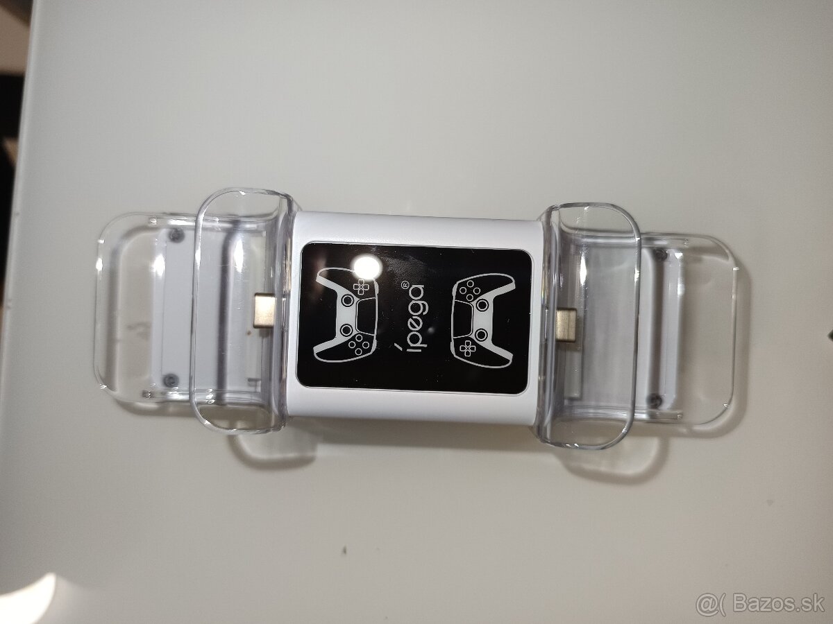 Nabíjacia stanica na ps5 ovládače - 3