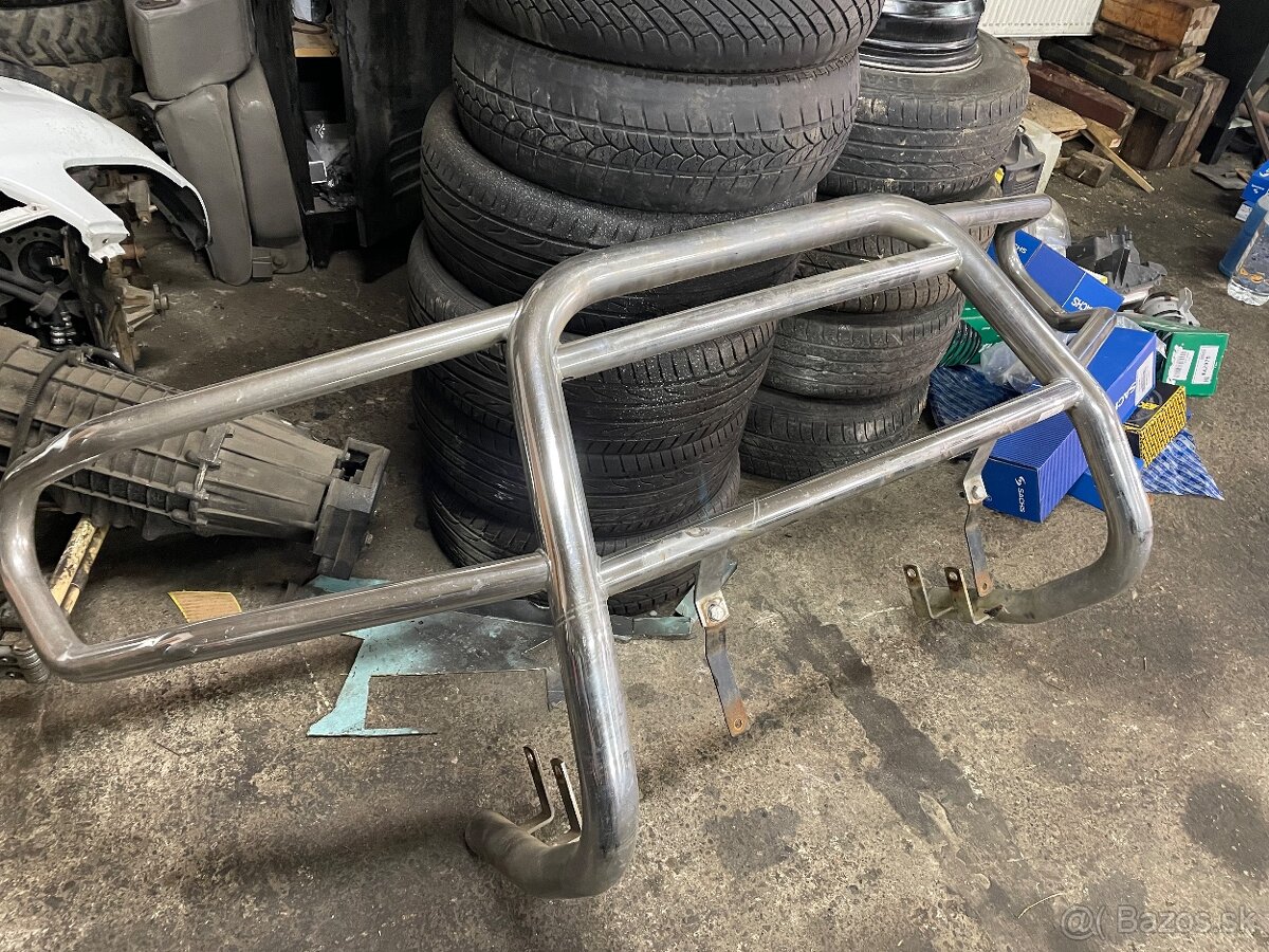 Predám ochranný rám Nissan Patrol y61