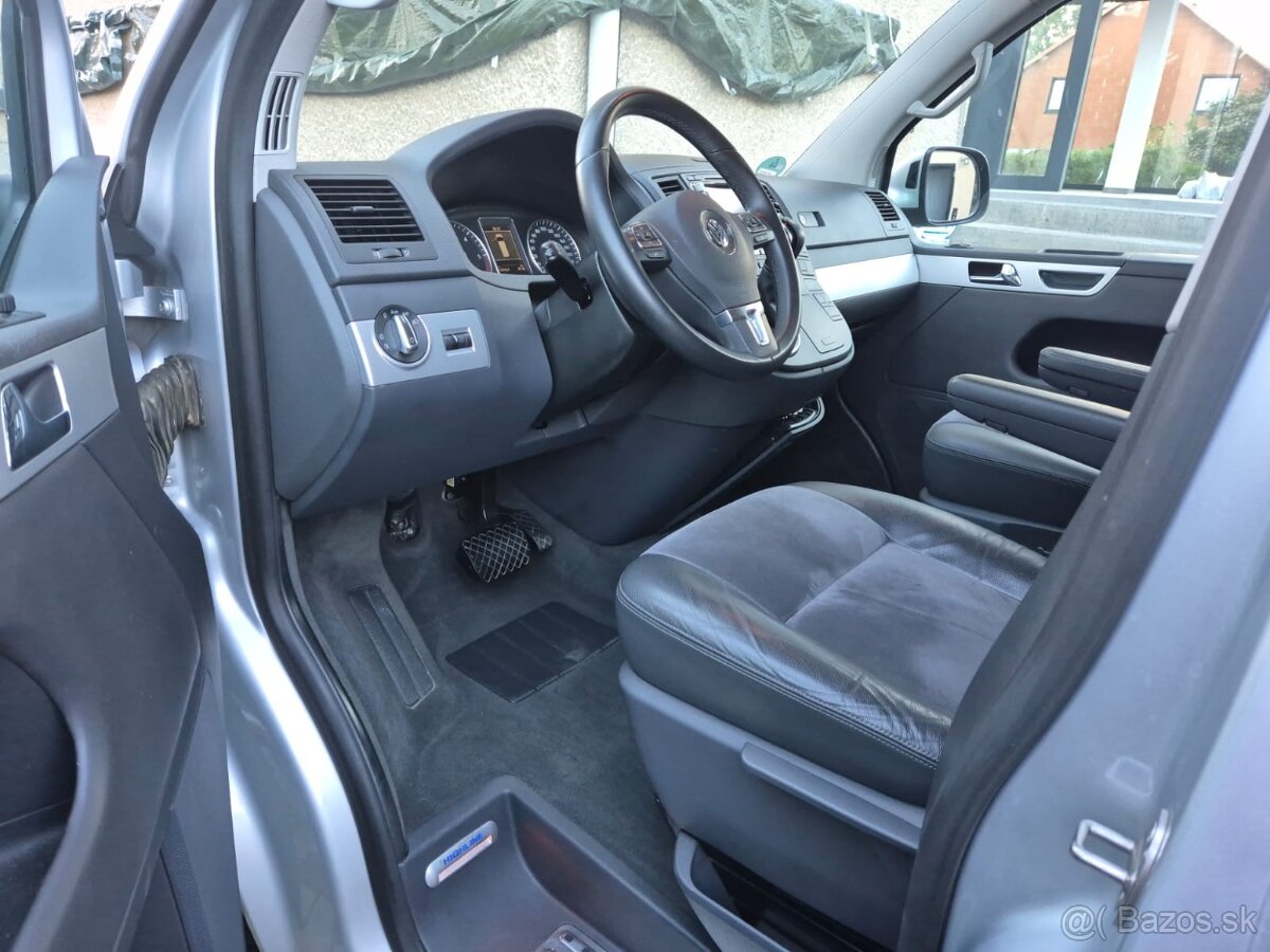 Volkswagen Multivan Highline - 3