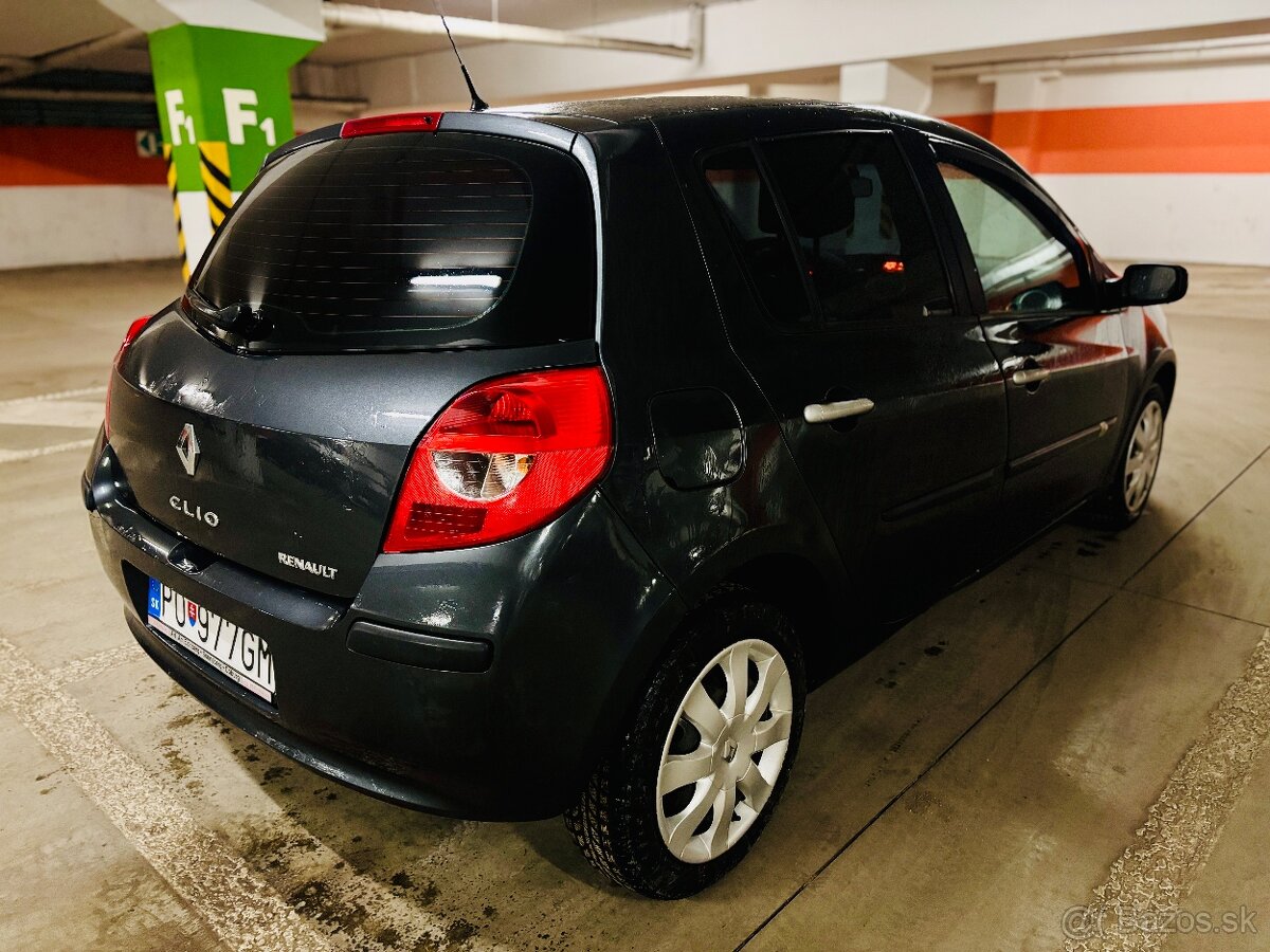 Renault Clio - 3