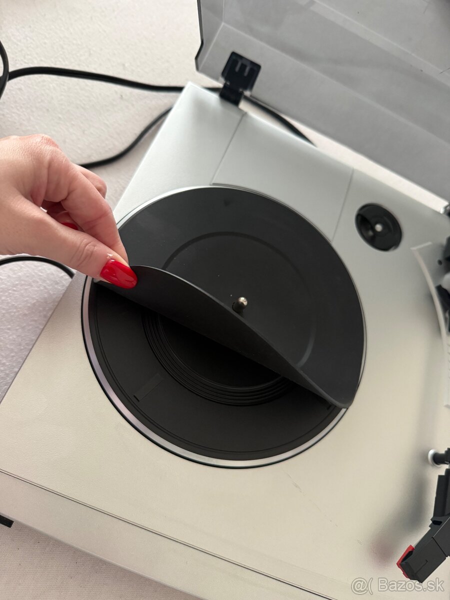 Gramofón Roadstar - 3