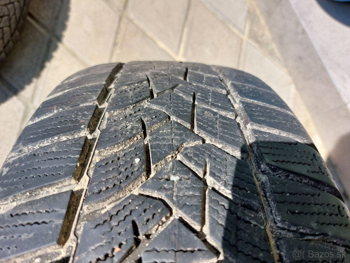 Zimná sada, Dunlop 215/60 R16 - 3