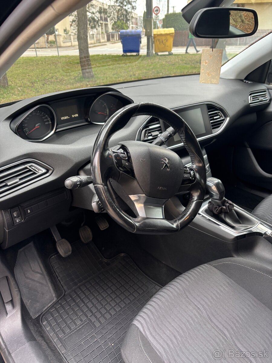 Predám Peugeot 308 - 3