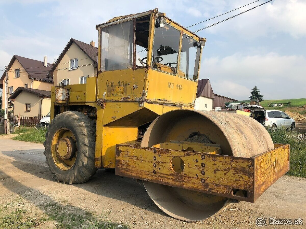 Predám vibračný válec VV100 - 3