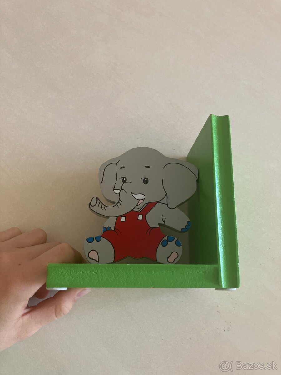 Podpera na knihy - 3