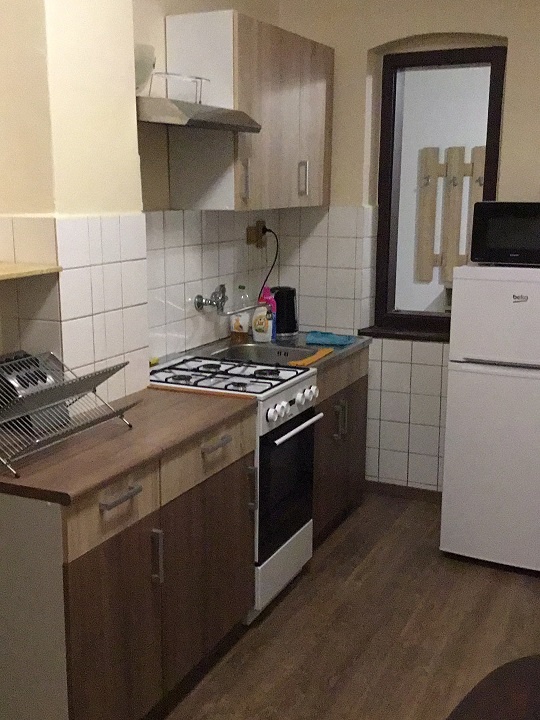 Prenajmem 2 iz. RD bez dvora - 3