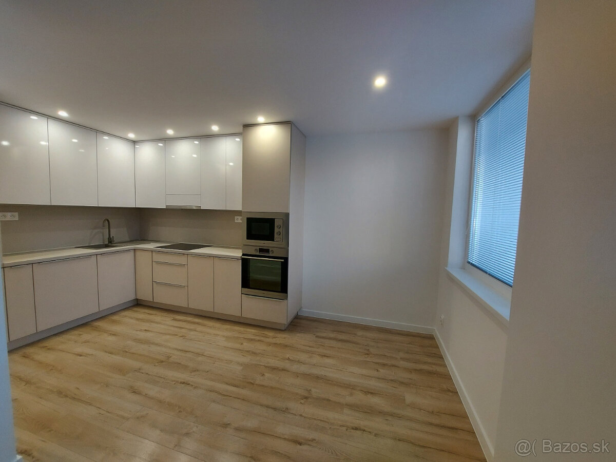 3 izbový byt, Košice IV - Nad Jazerom, ul. Stálicová - 3