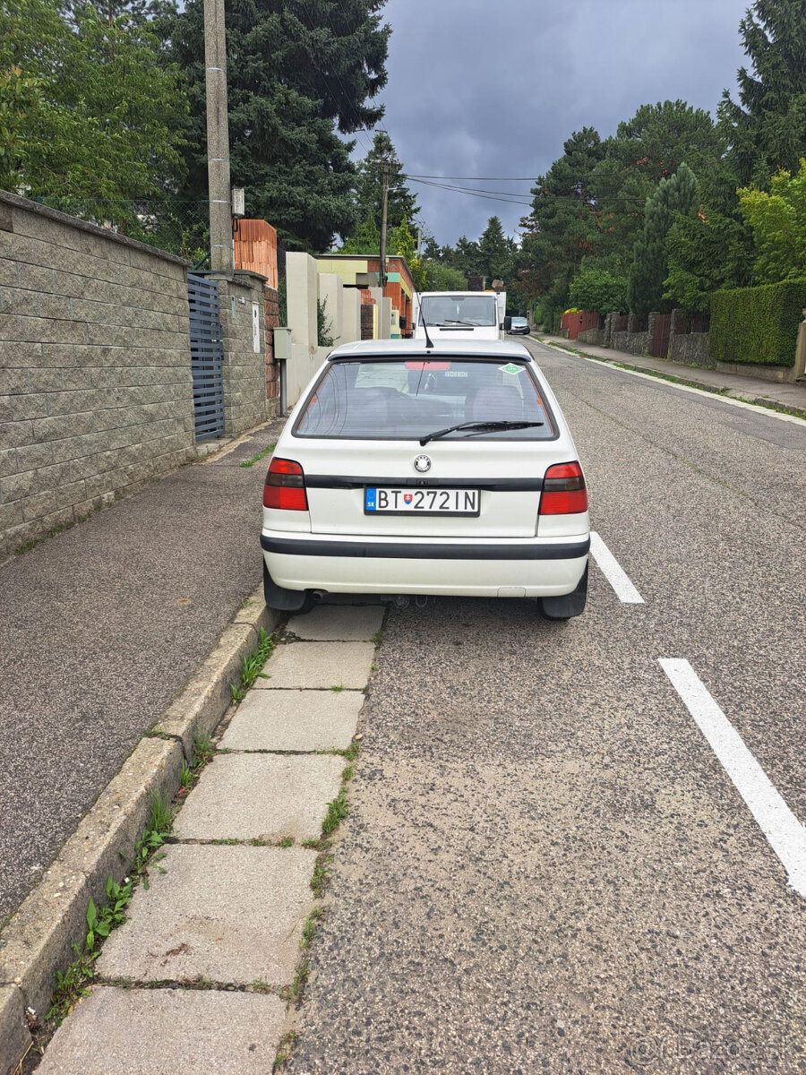 Skoda Felicia s LPG a ťažným - 3