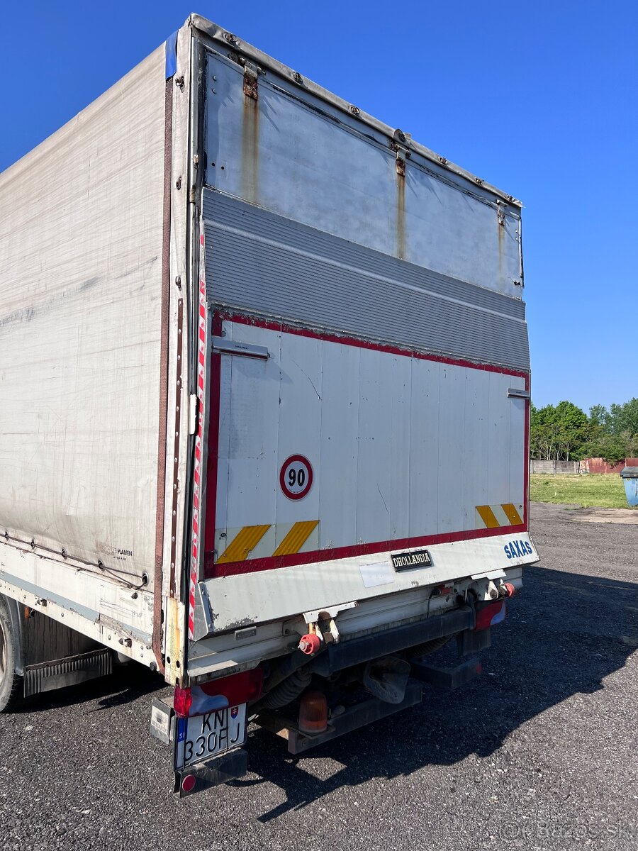 Valník MAN s hydraulickým čelom - 3