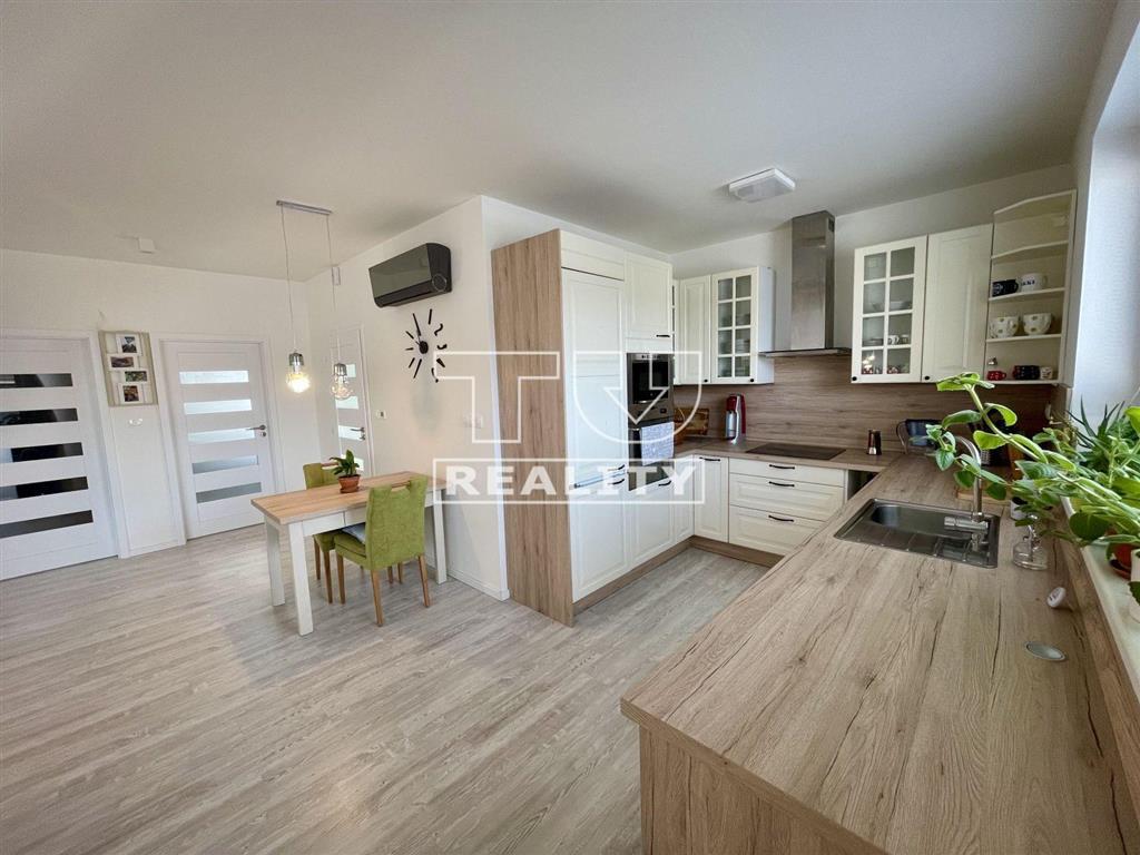 2 IZBOVÝ BYT UL.LIPTOVSKÁ,TRENČÍN - 3