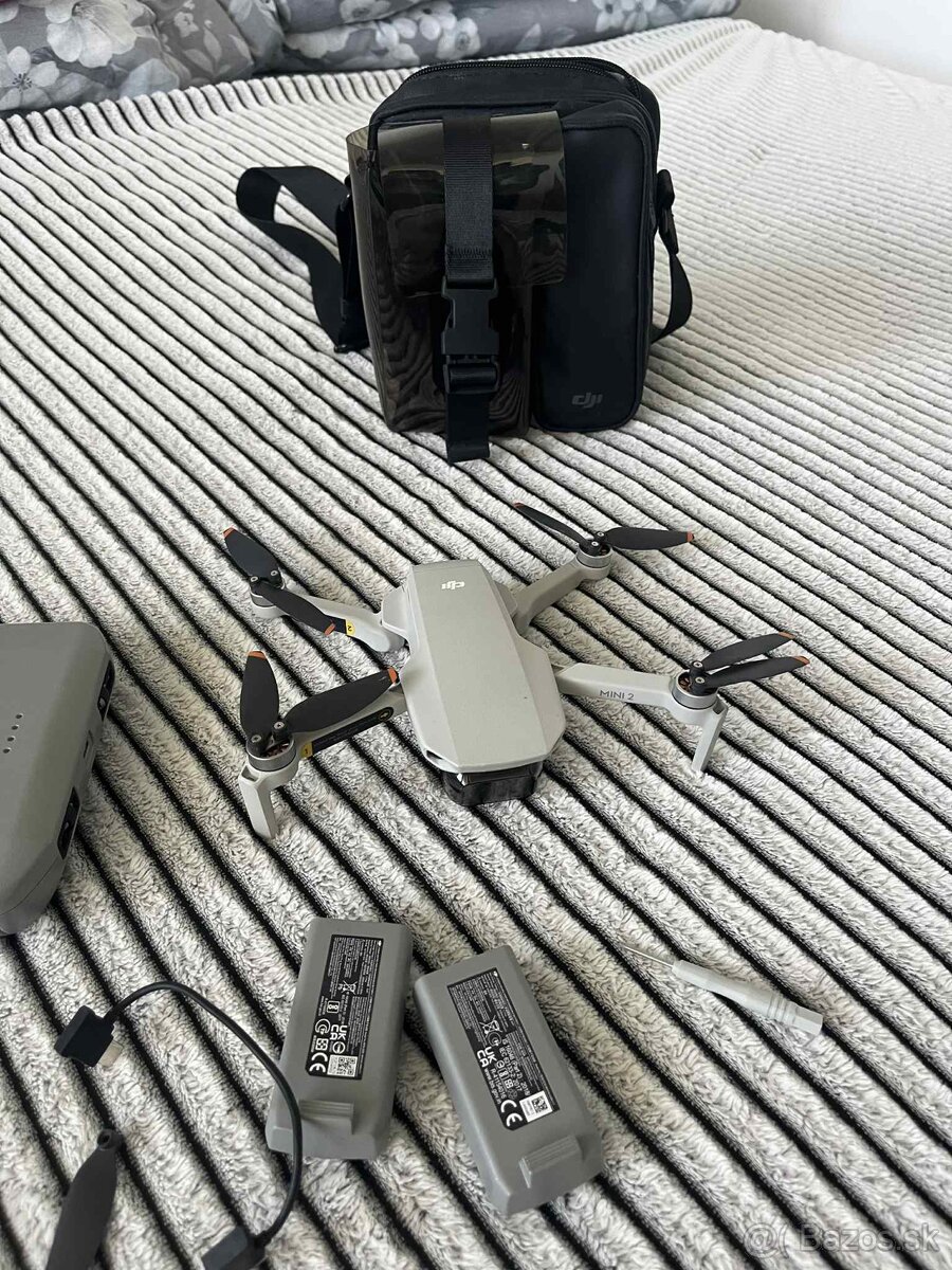 Dron DJI mini 2 bundle - 3