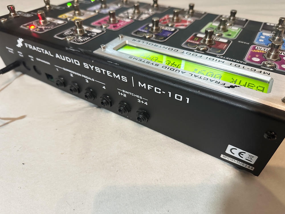 Fractal MFC-101 Midi Foot Controller - 3