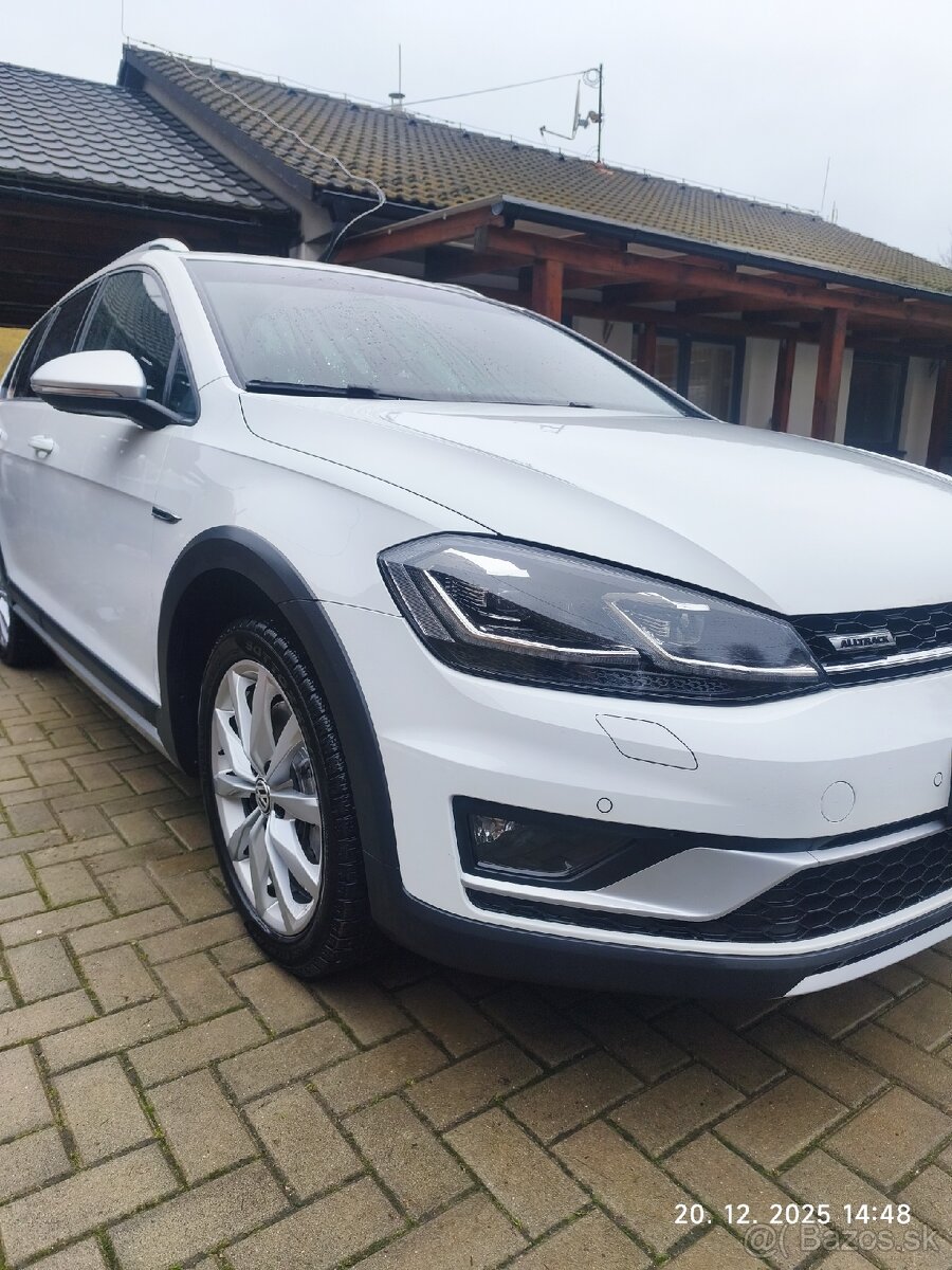 Volkswagen Golf Alltrack TSI (benzín) 4x4 - 3