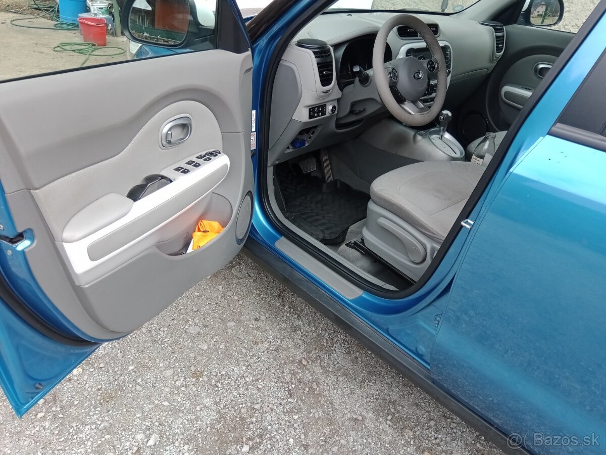 Elektromobil Kia Soul Electic - 3