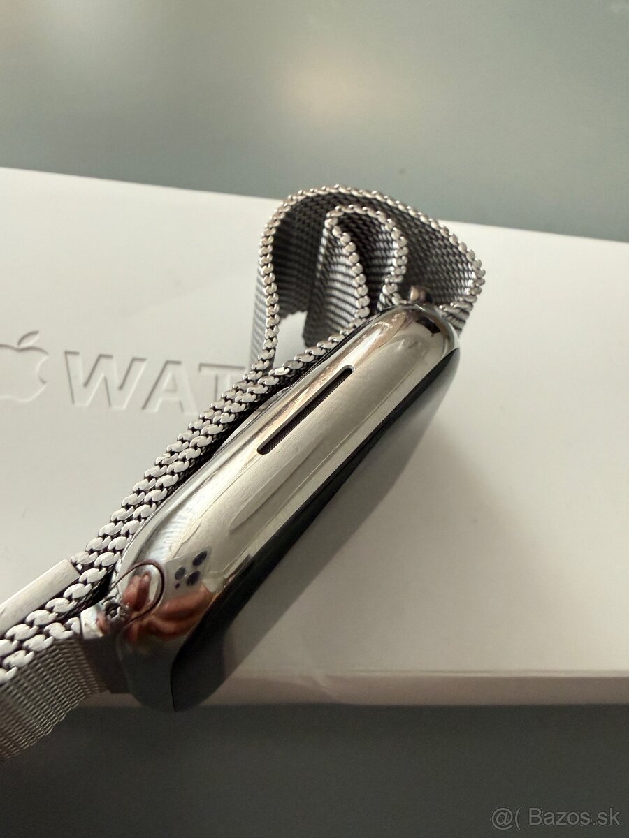 Apple Watch 9 Cellular Stainless Steel - 3