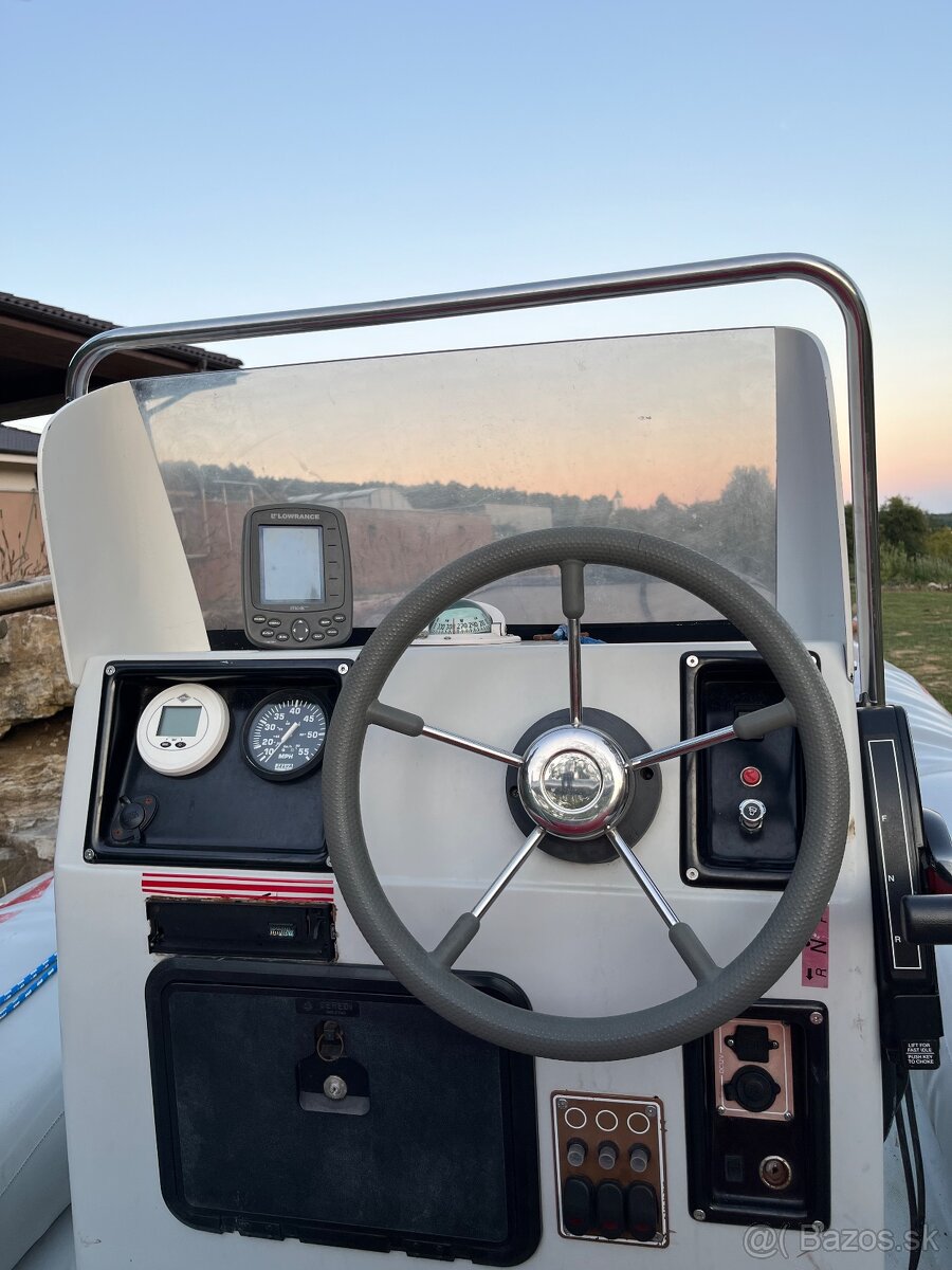 Motorový čln SELVA 510 - 3