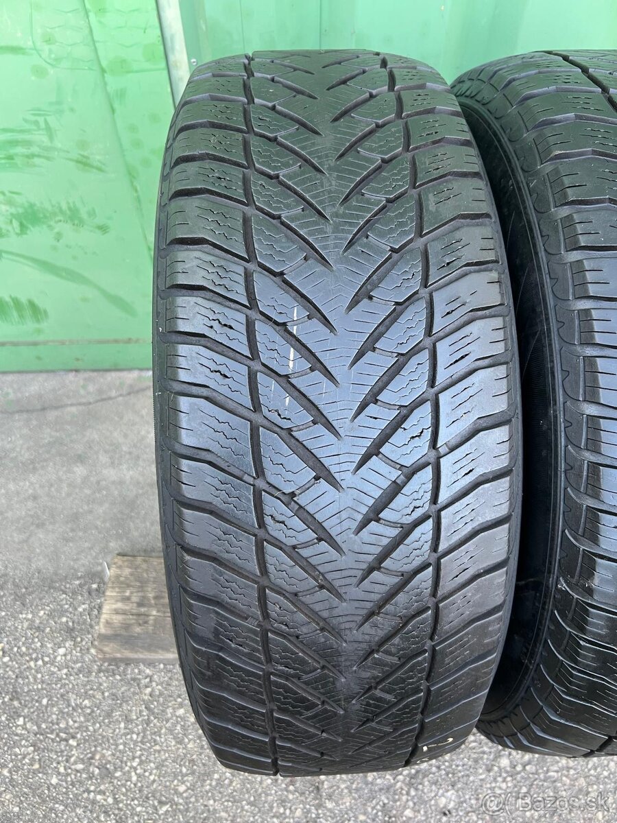 Zimné pneumatiky Goodyear 265/70R16 - 3