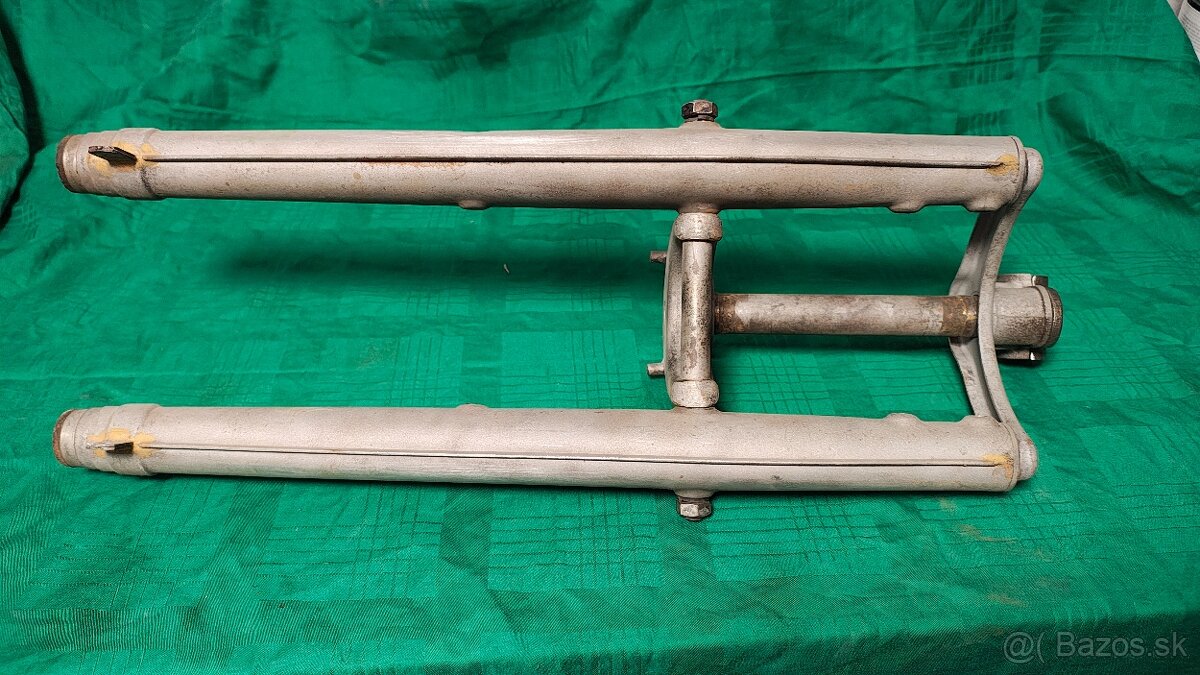 ČZ 125 B/T predná vidlica - 3