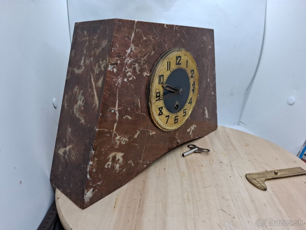 Predám funkčné mramorové komodové hodiny 75 € - 3