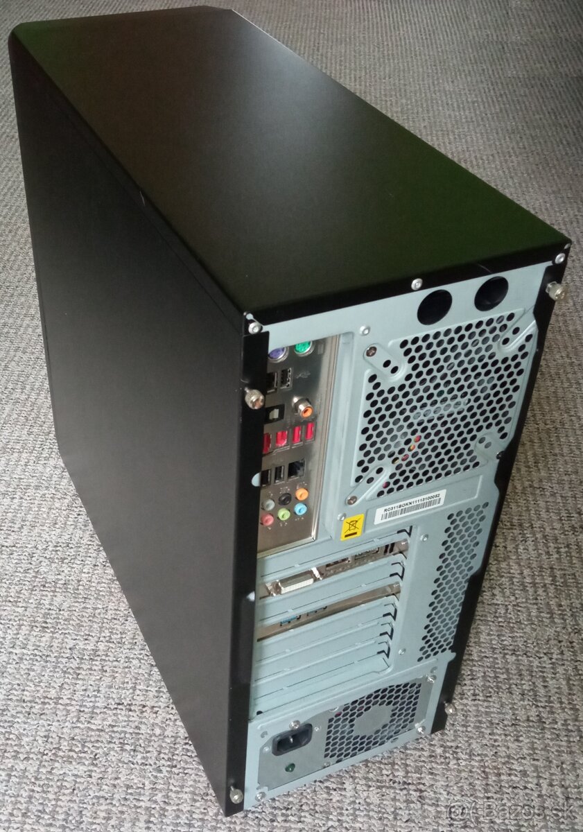 PC Xeon E5450 3GHz, 8GB RAM, QUADRO 2000, 240GB SSD + 500GB - 3