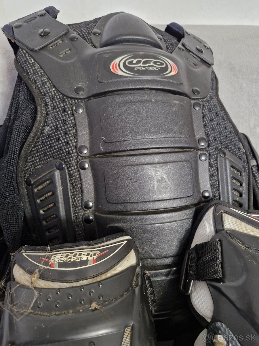 Korytnačka UFO Plast + kolenačky - 3