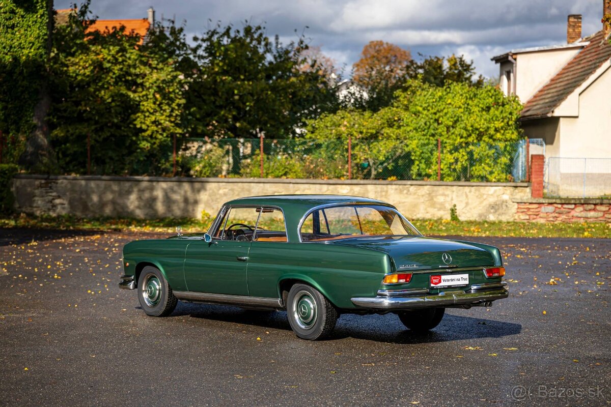 Mercedes-Benz 250SE - 3
