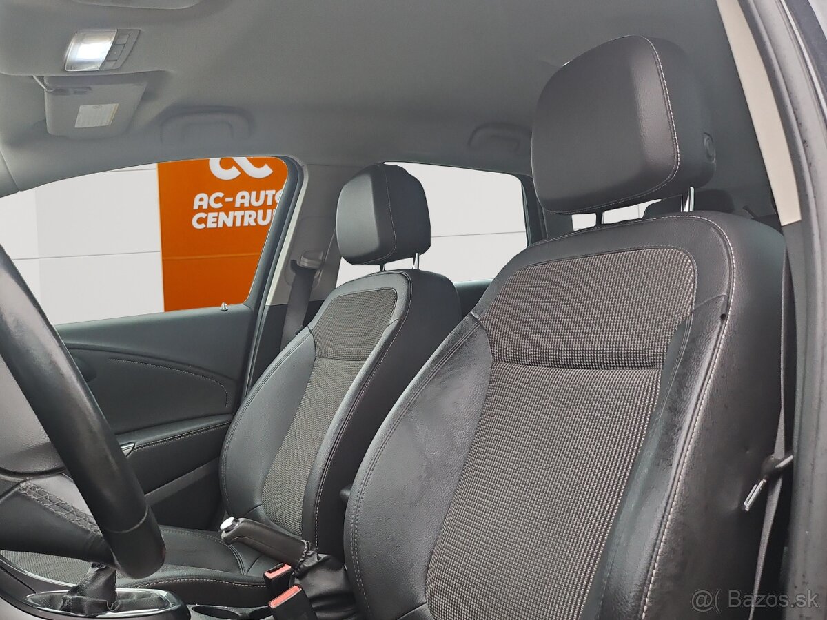 Opel Astra Sports Tourer - 3