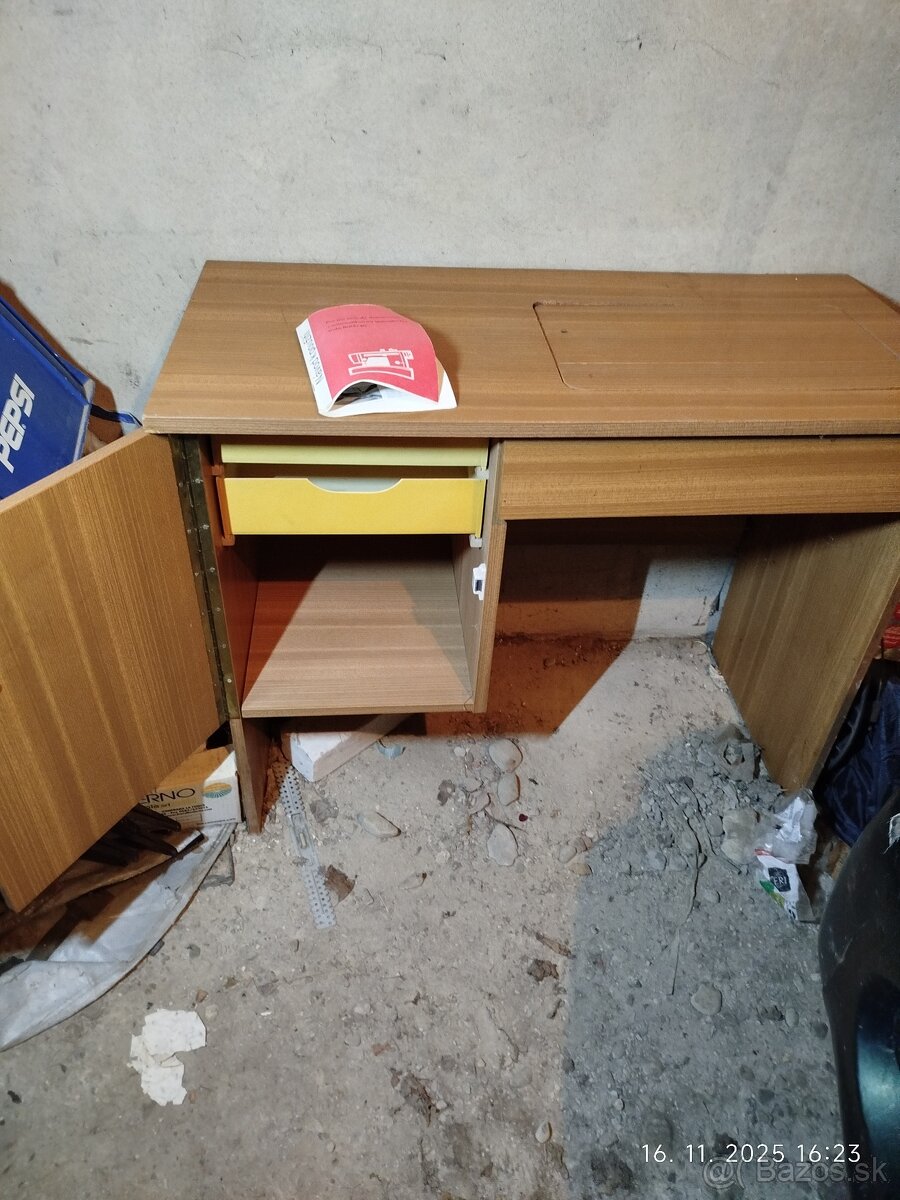 Šijací stroj Veritas - 3