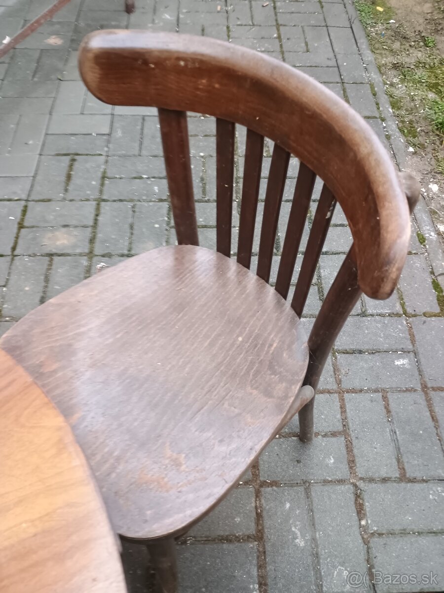 Starožitný nábytok - Masív - 3