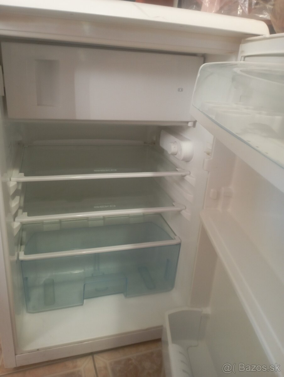 Predám chladničku Beko - 3