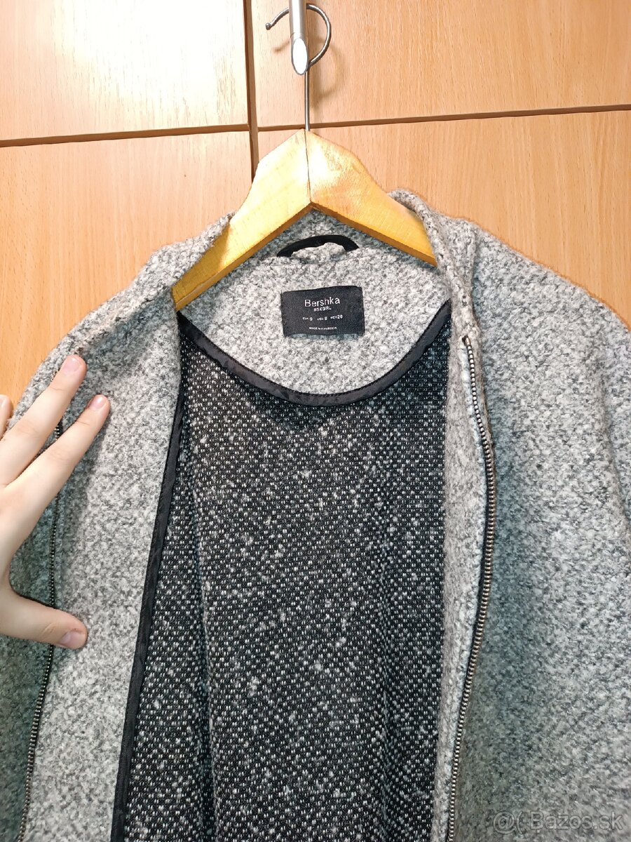 Prechodný kabát BERSHKA - 3