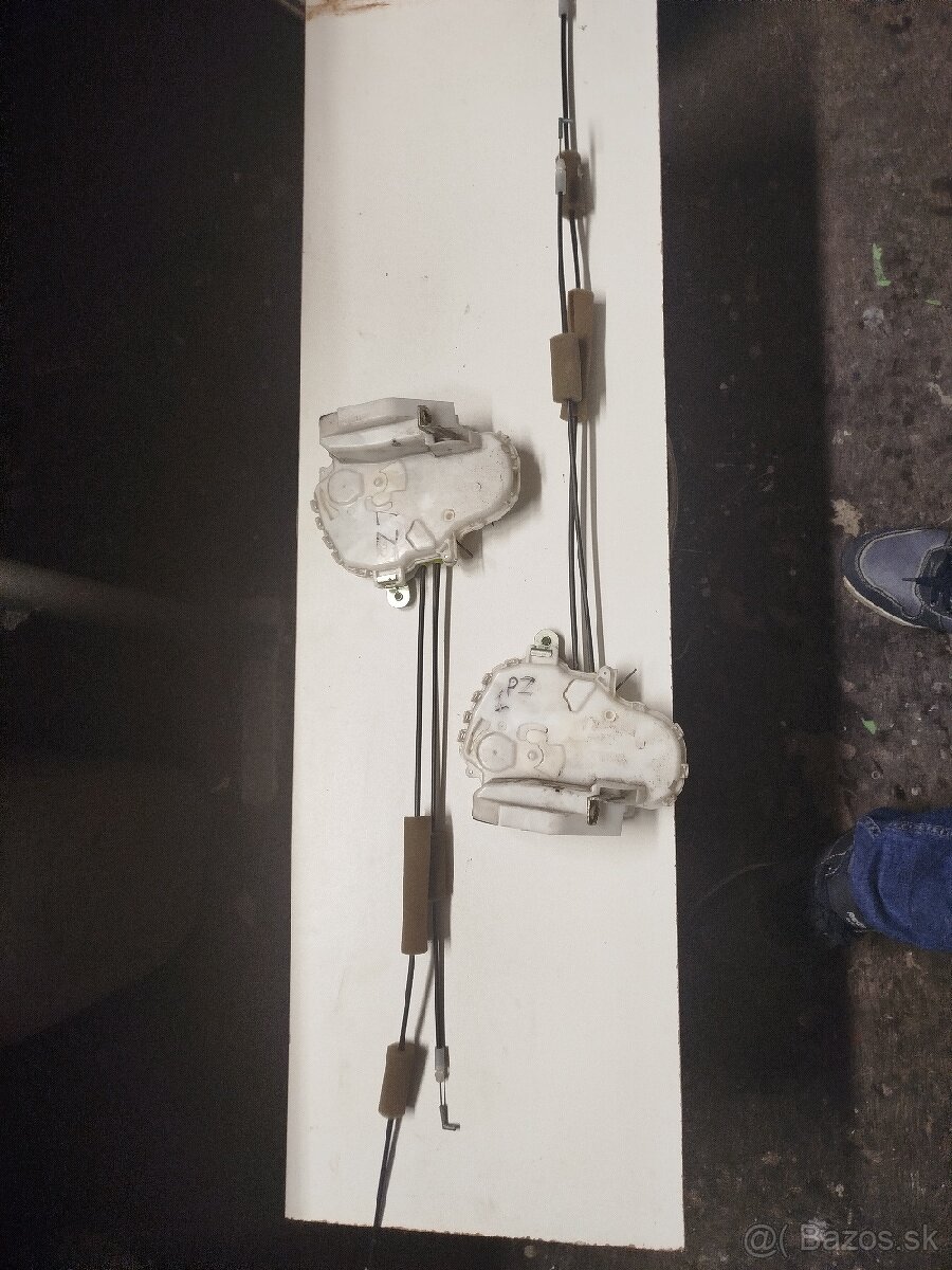 Honda Civic 8G - náhradné diely - 3