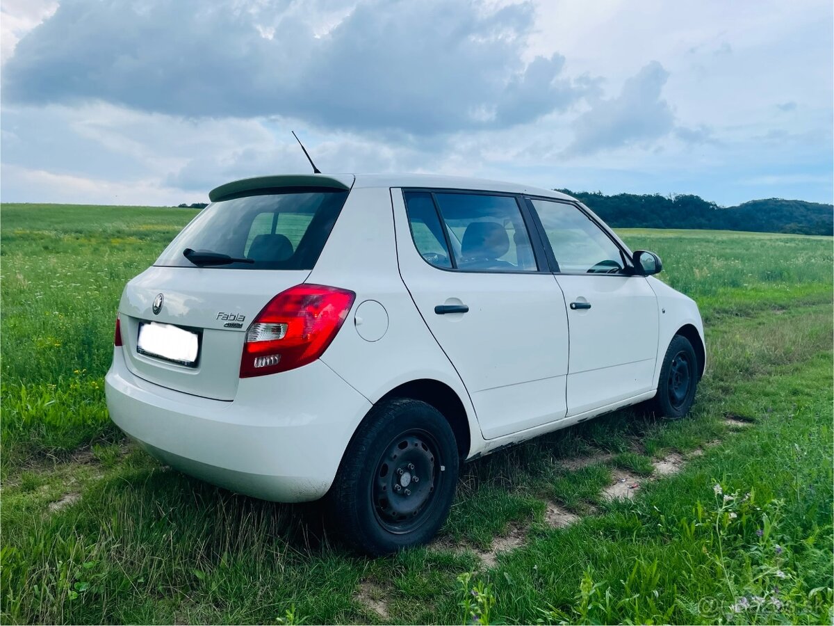 Skoda Fabia 2 - 3