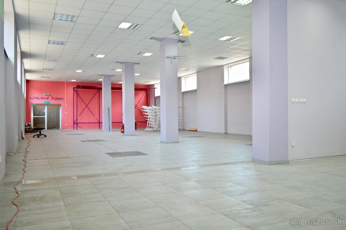 Polyfunkčná budova na predaj v Opatovej - 3