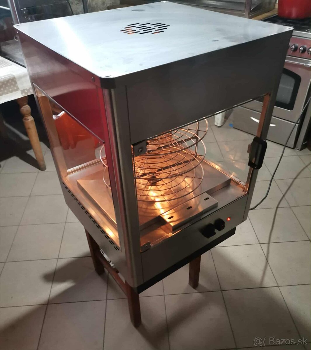 PREDAM PROFESIONÁLNE TEPELNÉ VITRÍNY LINCAT Z NEREZU OTOČNE - 3