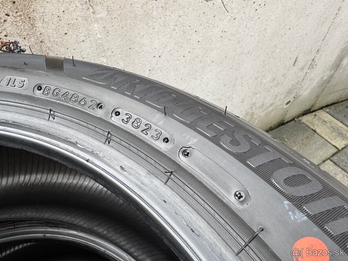 Bridgestone TURANZA 225/50 R19 96V - 3