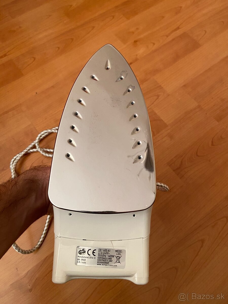 Predám starú žehličku - 3