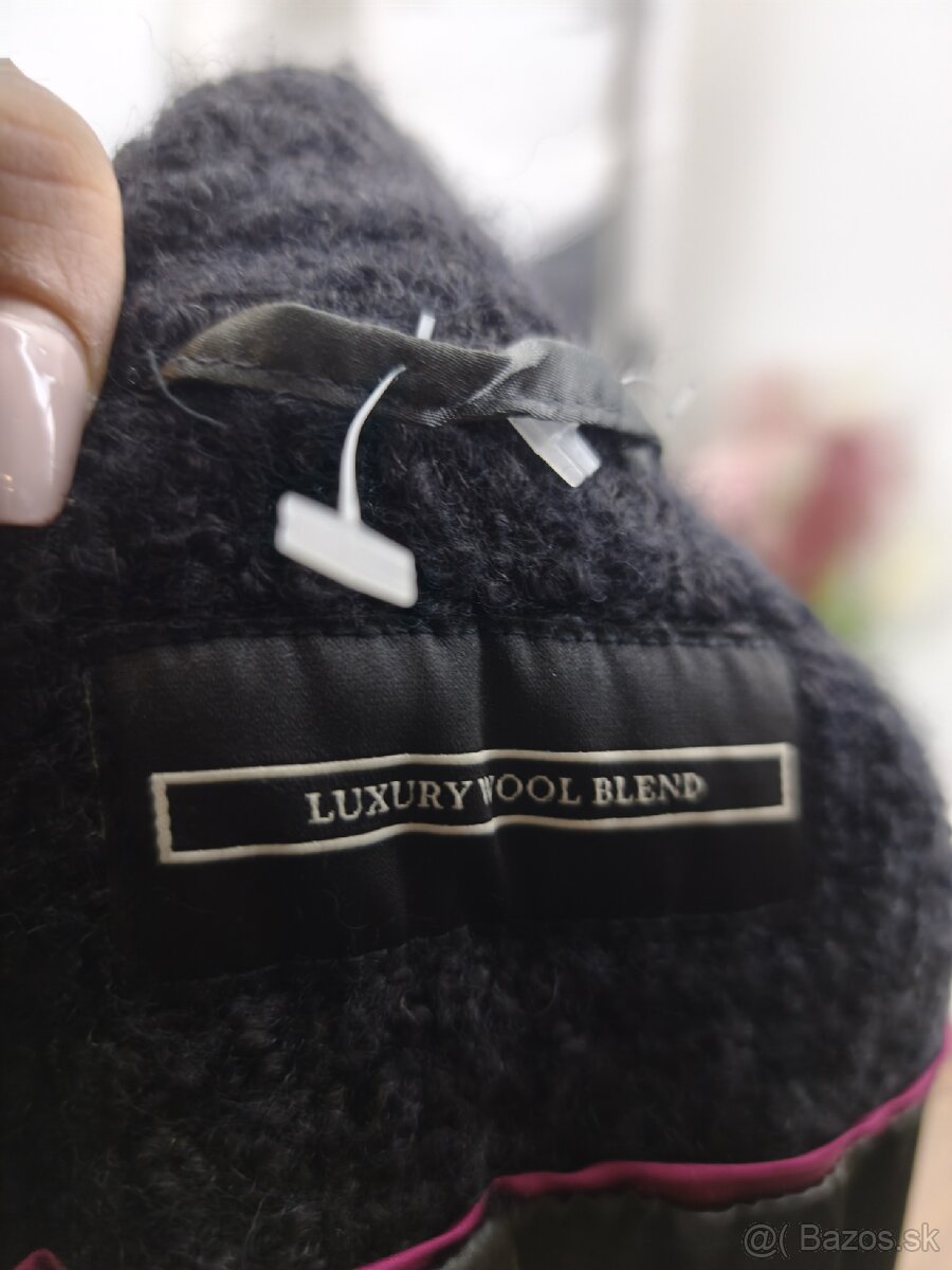 Dámsky kabát so stojacikom - 3