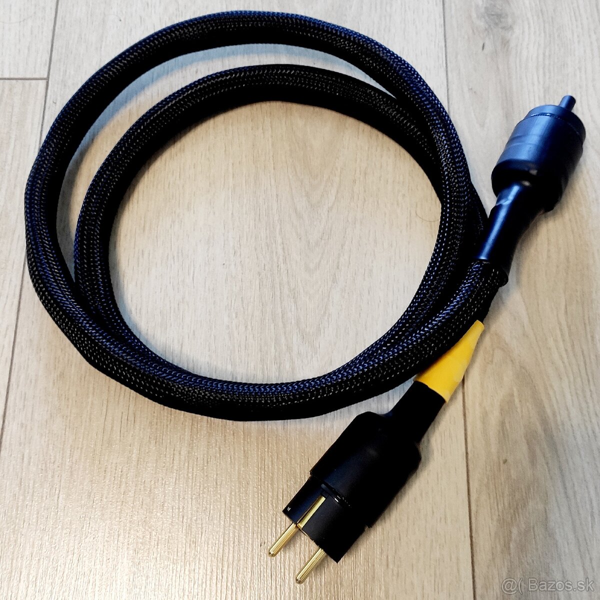 Napájací kábel SCHUKO C15 a C7 - 3