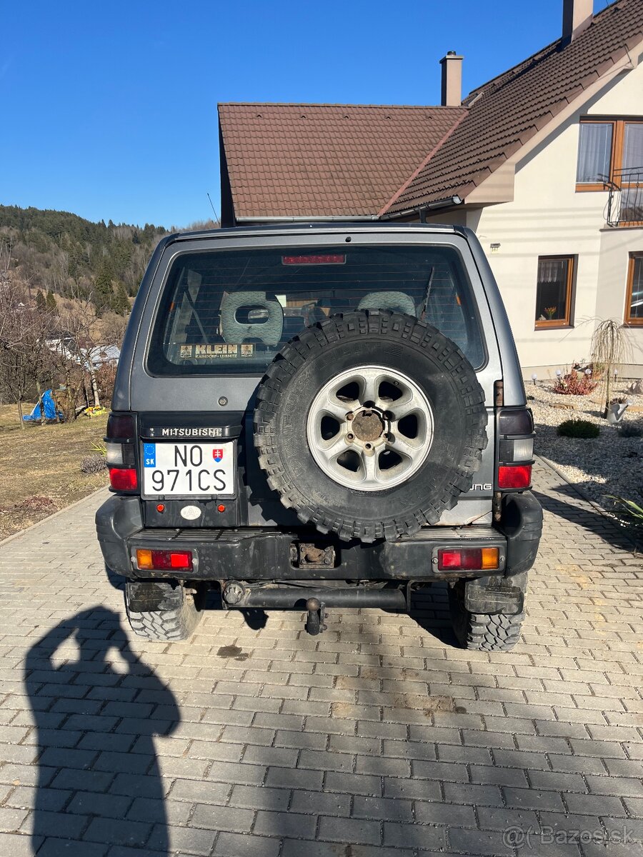 Mitsubishi pajero 2 2.5 - 3