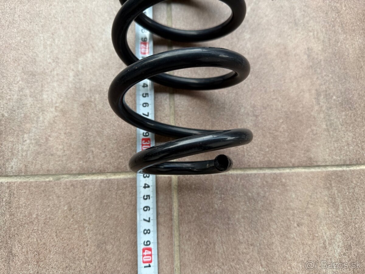 Zadné pružiny Škoda Superb 2 Combi - 3