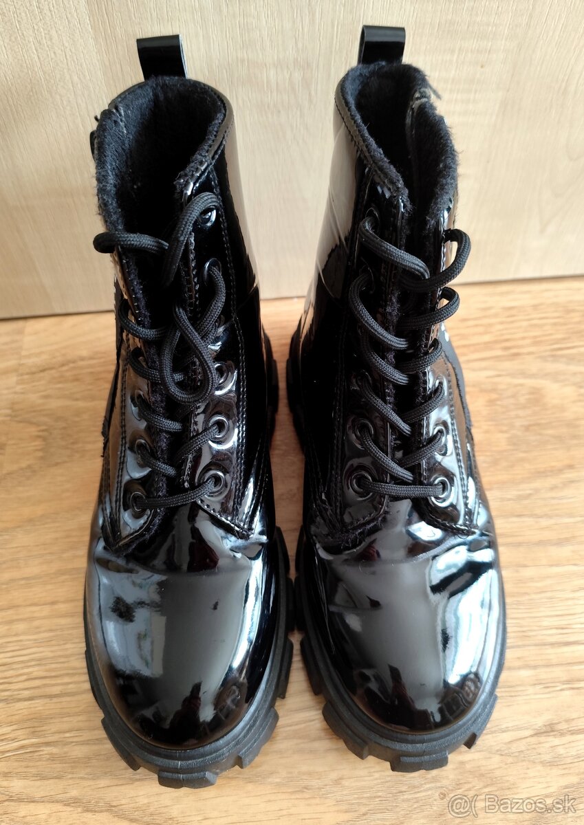 Dámske lesklé prechodné topánky - 3