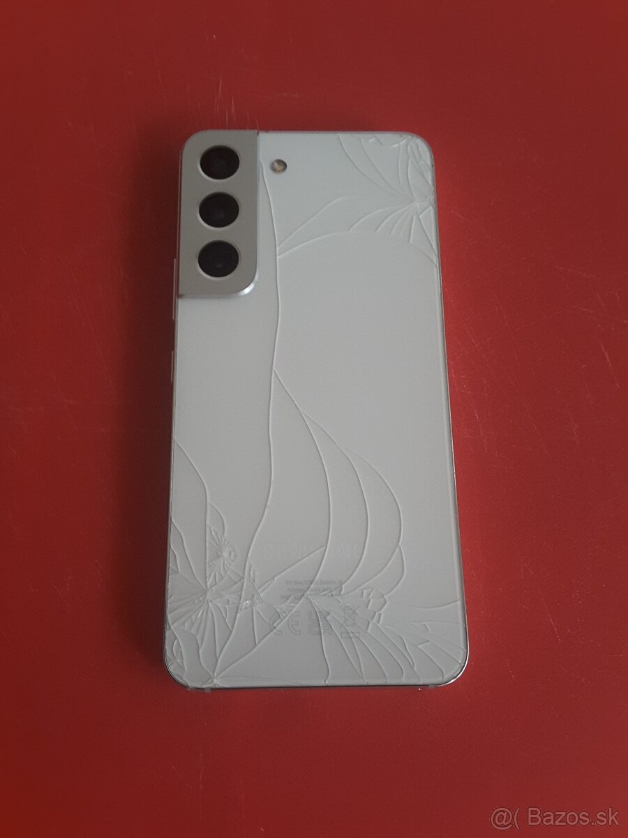 Predám Samsung Galaxy S22 5G White - 3