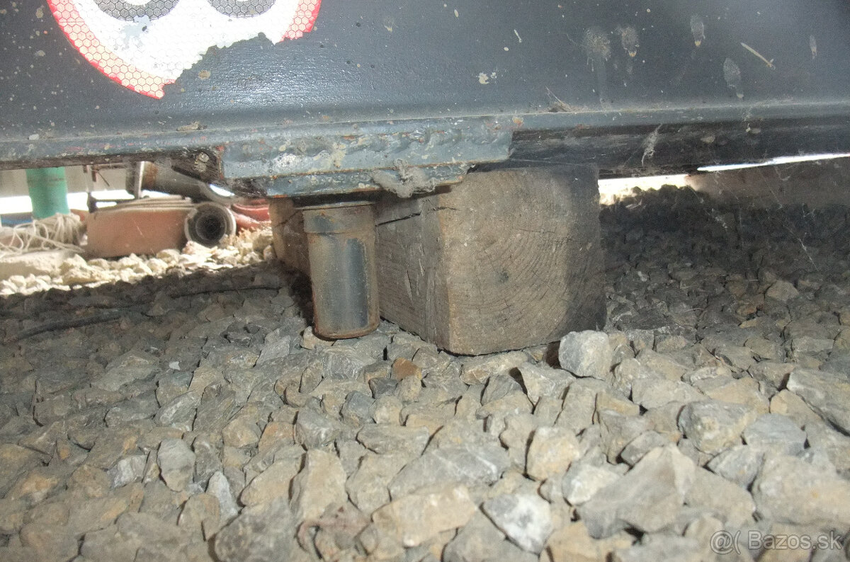 Claas Xerion závažie - 3