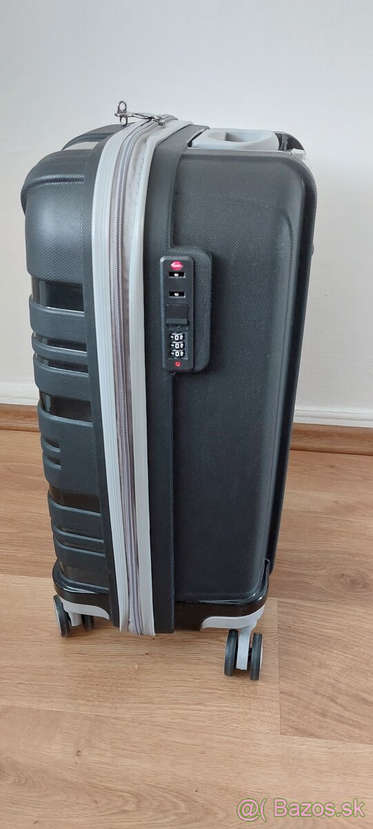 Cestovný kufor - 3