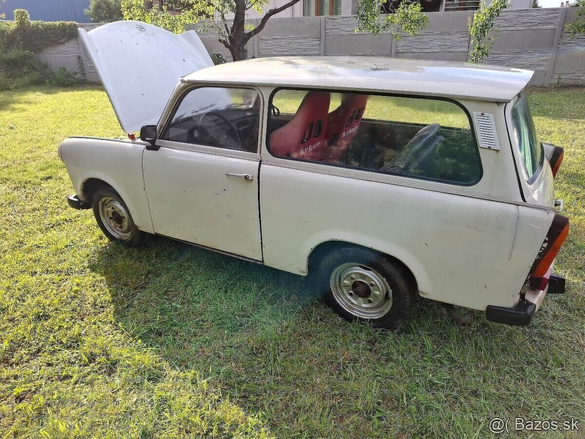 Trabant 601 kombi s TP - 3